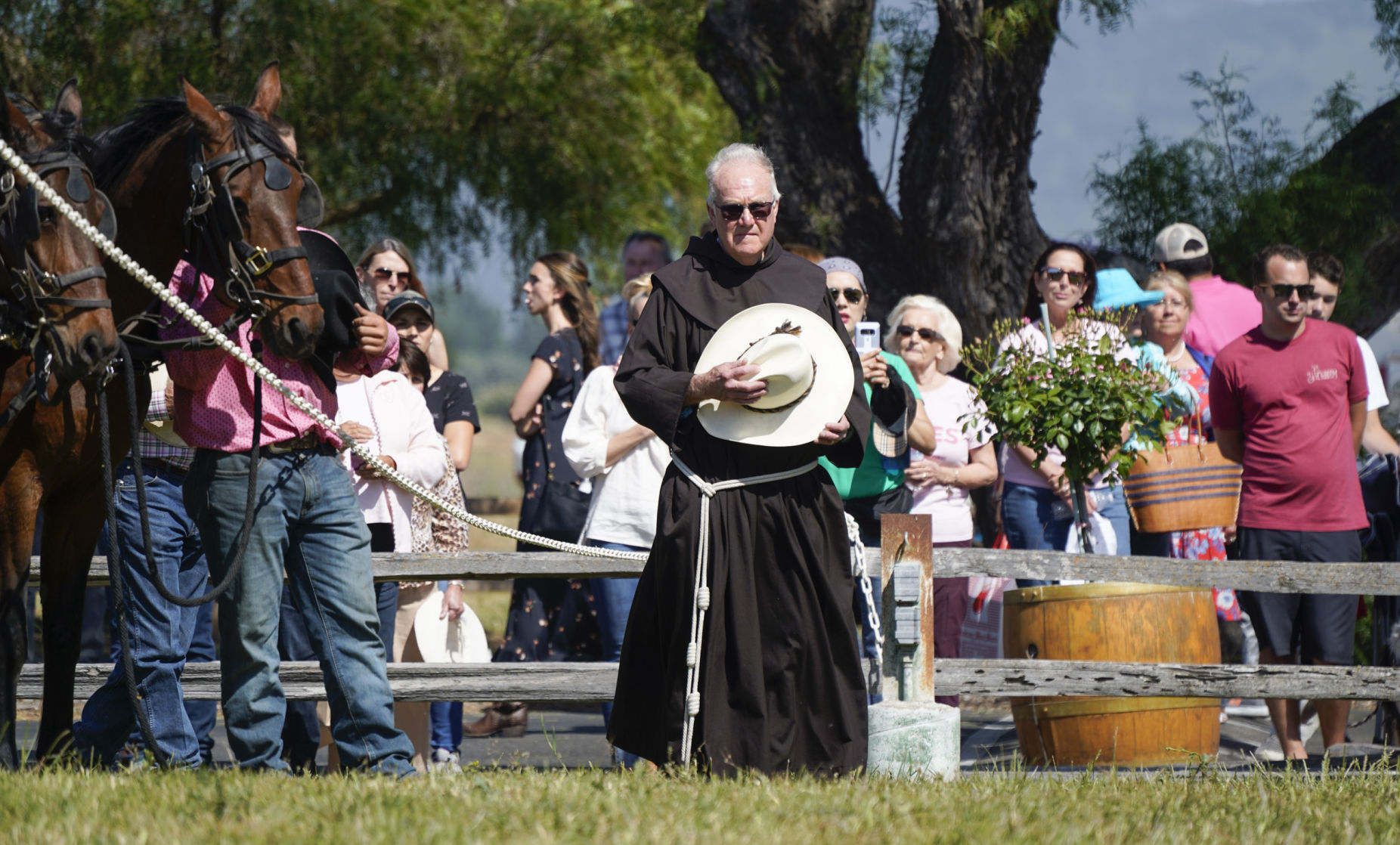 050419 Rancheros Vistidores 15.jpg